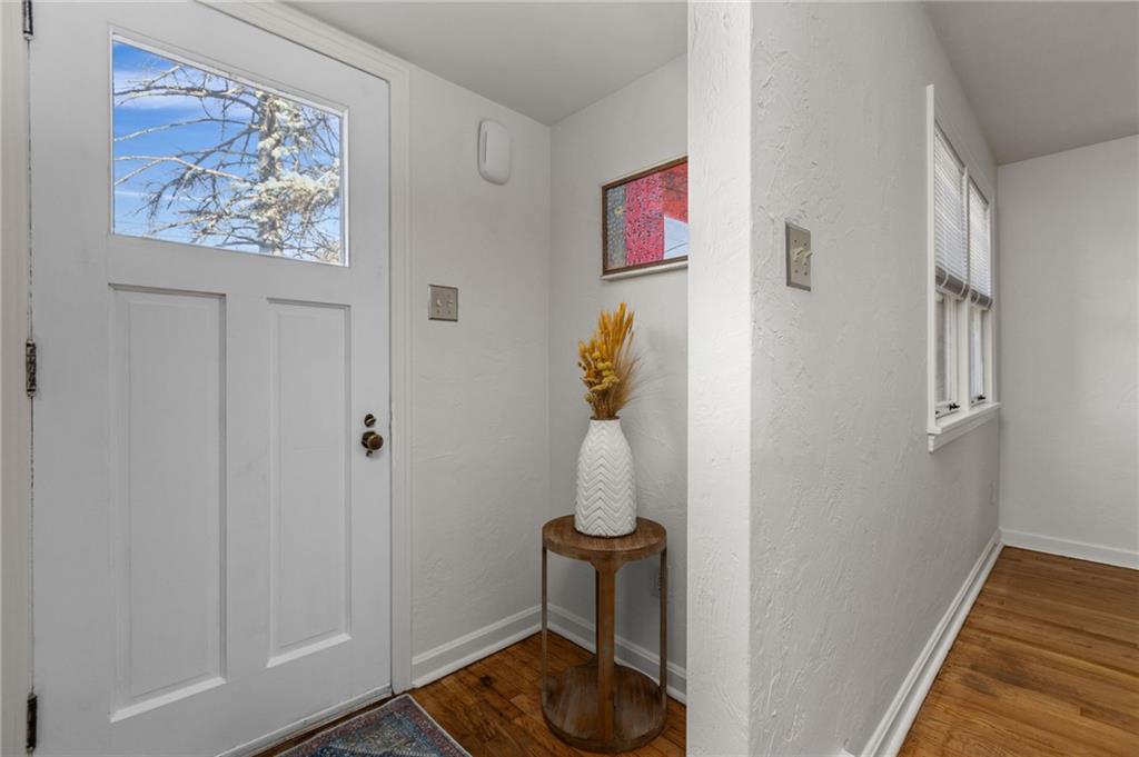 255 Gilkeson Road Pittsburgh, PA 15228 - Photo 2 of 27