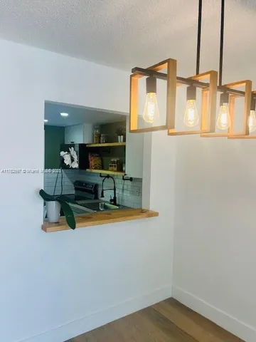 $124,900 | 1101 Hillcrest Court, Unit 306, Hollywood, FL 33021