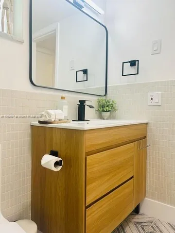 $124,900 | 1101 Hillcrest Court, Unit 306, Hollywood, FL 33021