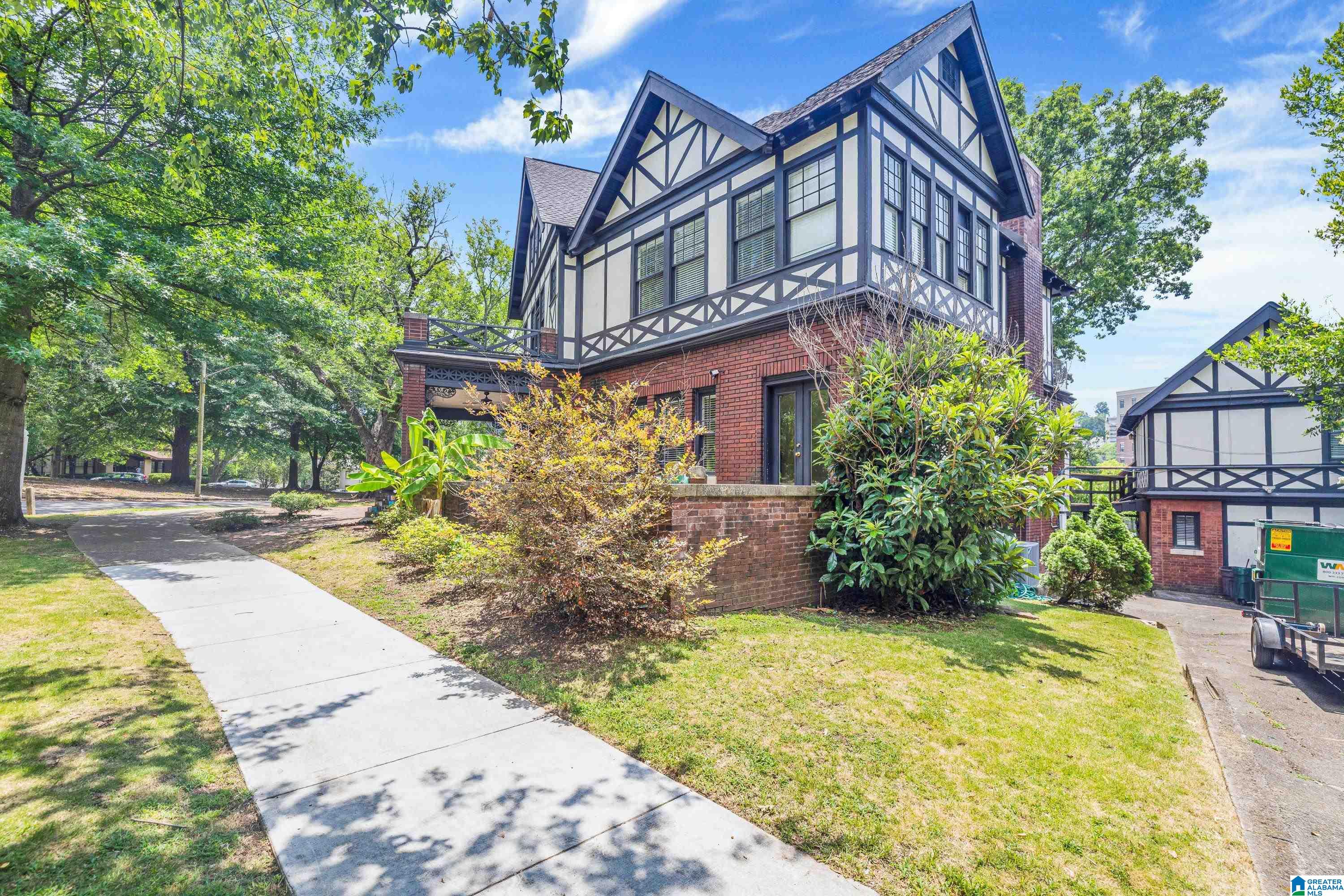 2772 Hanover Circle Birmingham, AL 35205 - Photo 4 of 56