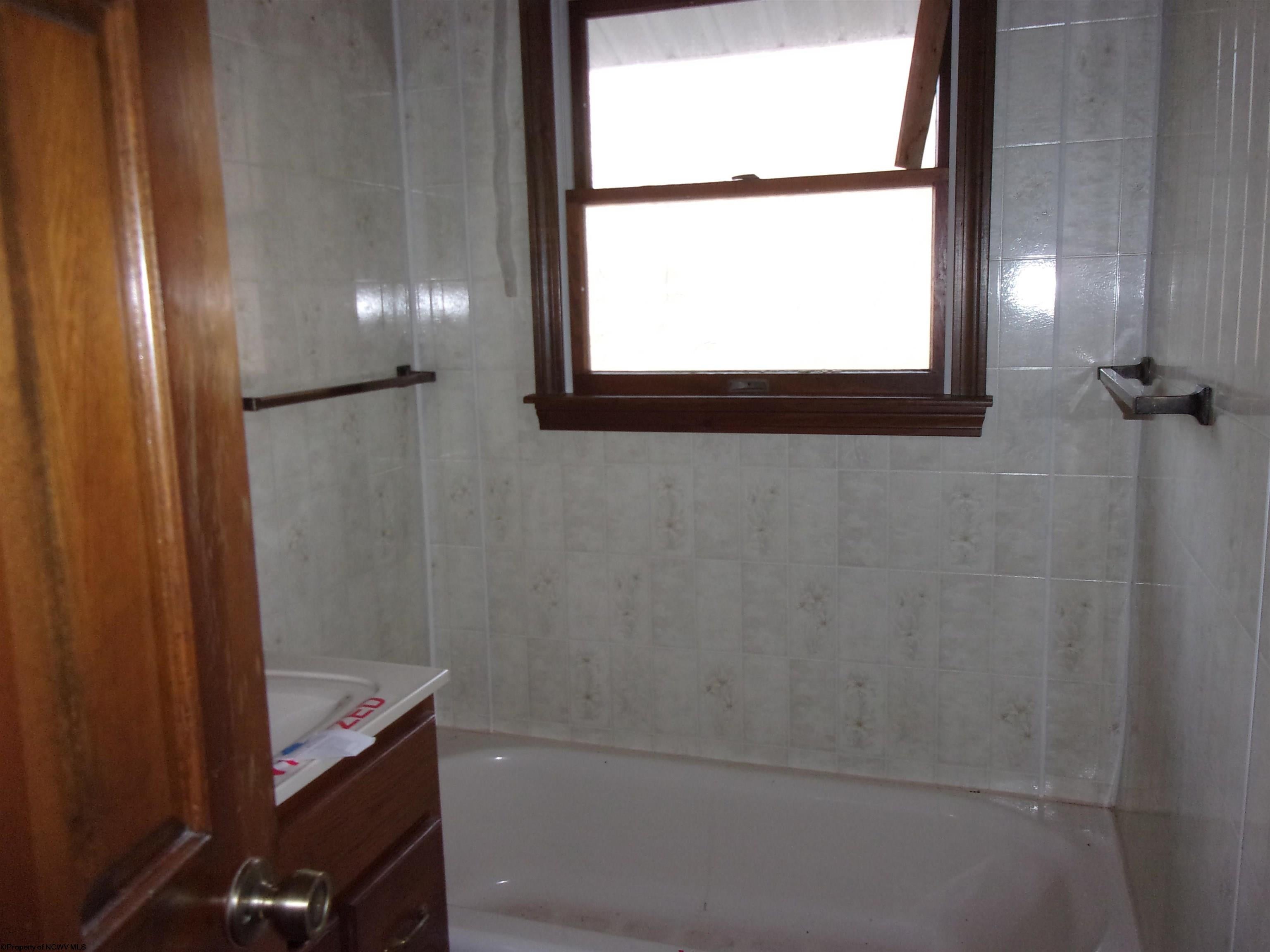 643 Festus Ridge Road Worthington, WV 26591 - Photo 10 of 28 Gallery Image 10