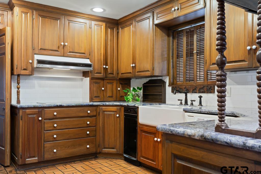 1929 McDonald Road Tyler, TX 75701 - Photo 10 of 45