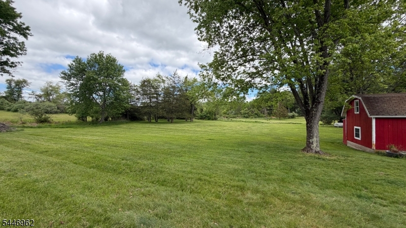 112 Allerton Road Annandale, NJ 08801 - Photo 19 of 50