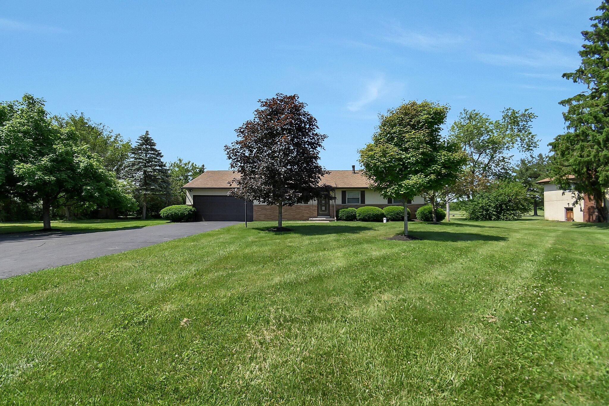 429 Amity Road Galloway, OH 43119 - Photo 2 of 27 Front view from the road