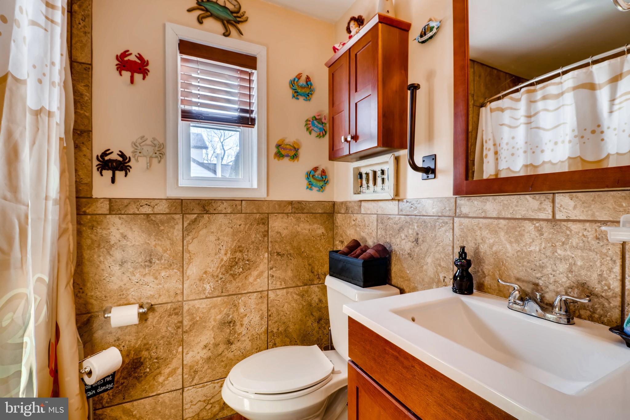 8211 Shore Road Baltimore, MD 21222 - Photo 19 of 46 2nd full bath/main level