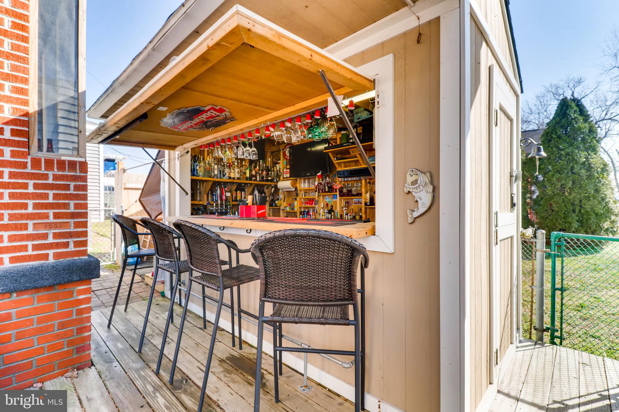 8211 Shore Road Baltimore, MD 21222 - Photo 35 of 46 Tiki Bar/wet bar/draft system