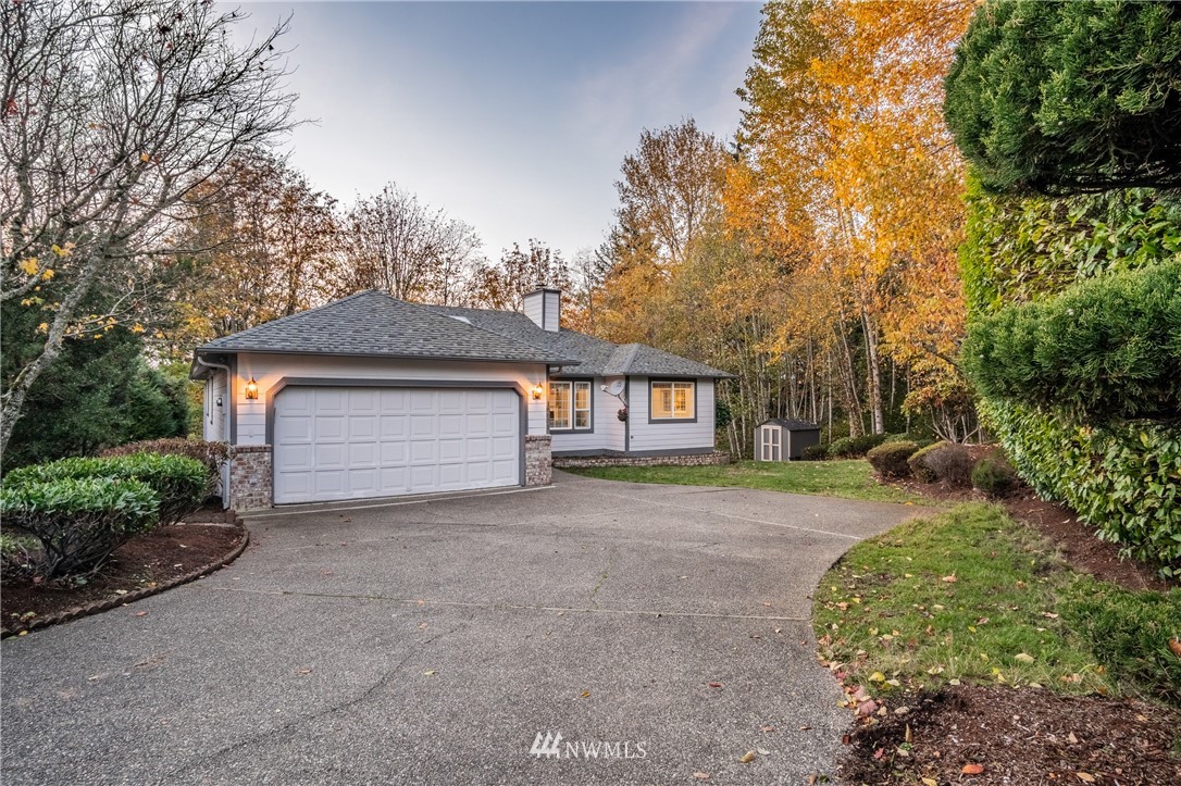 18601 106th Place Southeast Renton, WA 98055 - Photo 2 of 25 Gallery Image 2