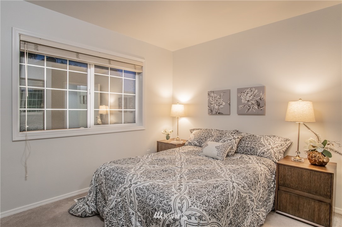 18601 106th Place Southeast Renton, WA 98055 - Photo 14 of 25 Gallery Image 14