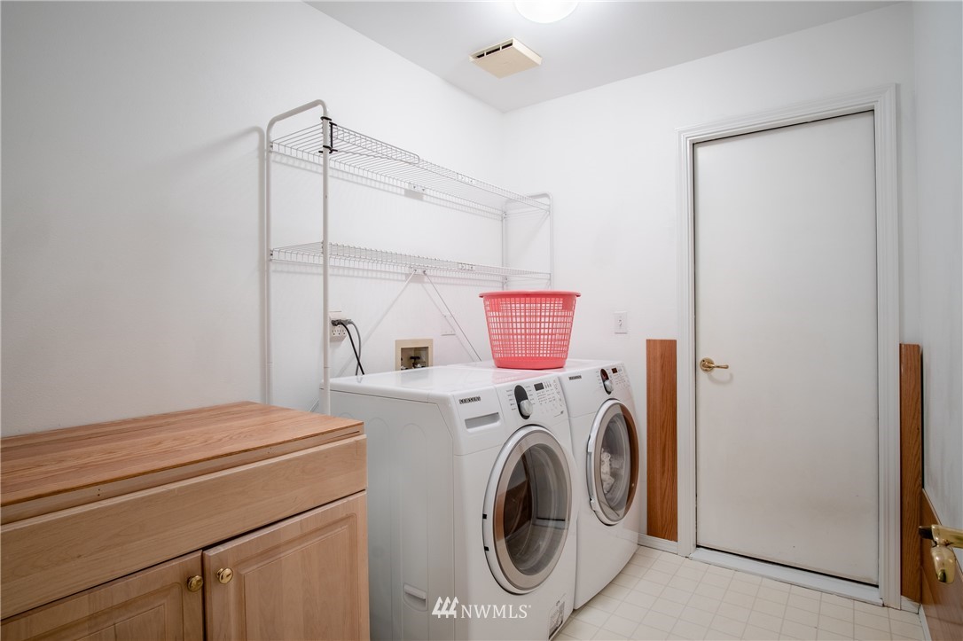 18601 106th Place Southeast Renton, WA 98055 - Photo 22 of 25 Gallery Image 22
