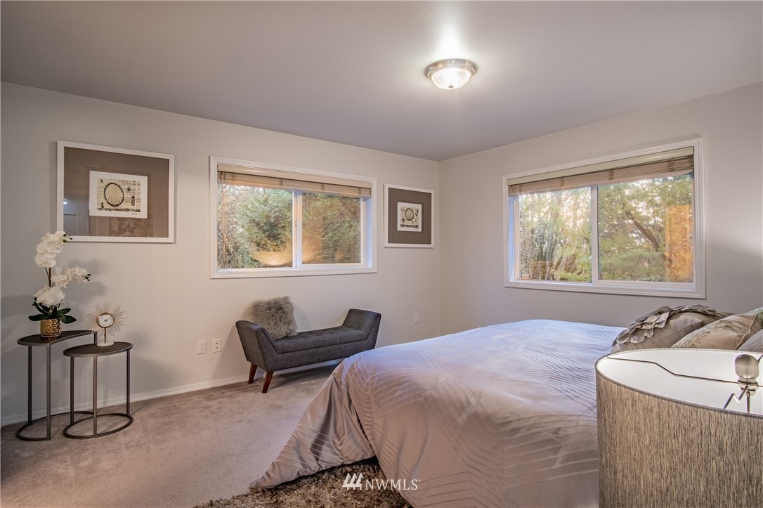 18601 106th Place Southeast Renton, WA 98055 - Photo 9 of 25 Gallery Image 9