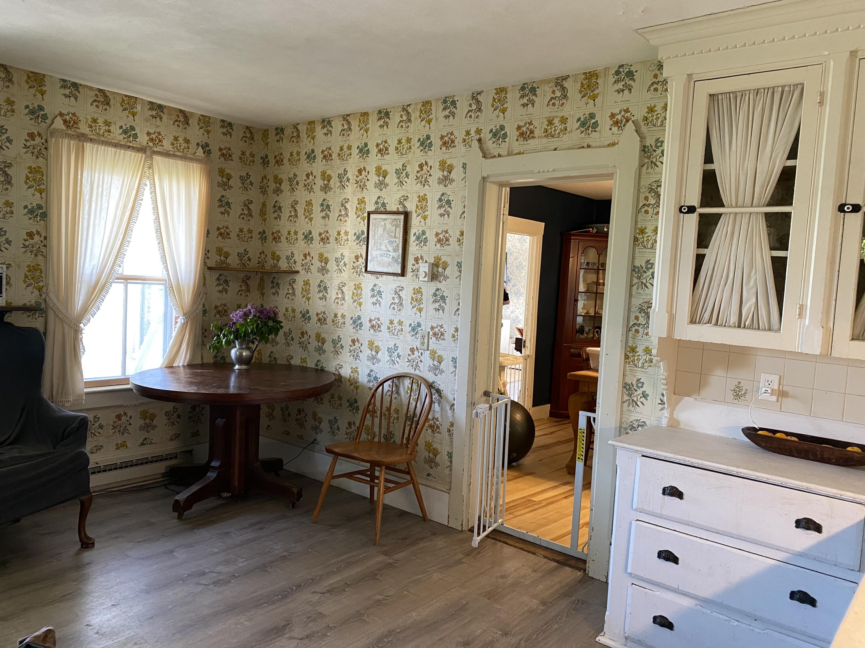 75 Main Street Tenants Harbor, ME 04860 - Photo 2 of 38 IMG_8668
