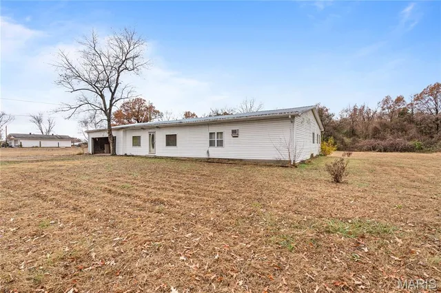 $52,000 | 2371 County Highway, Benton, MO 63736