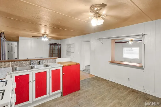 $52,000 | 2371 County Highway, Benton, MO 63736