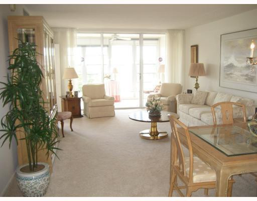 3091 North Course Drive, Unit 502 Pompano Beach, FL 33069 - Photo 2 of 16 Living Room