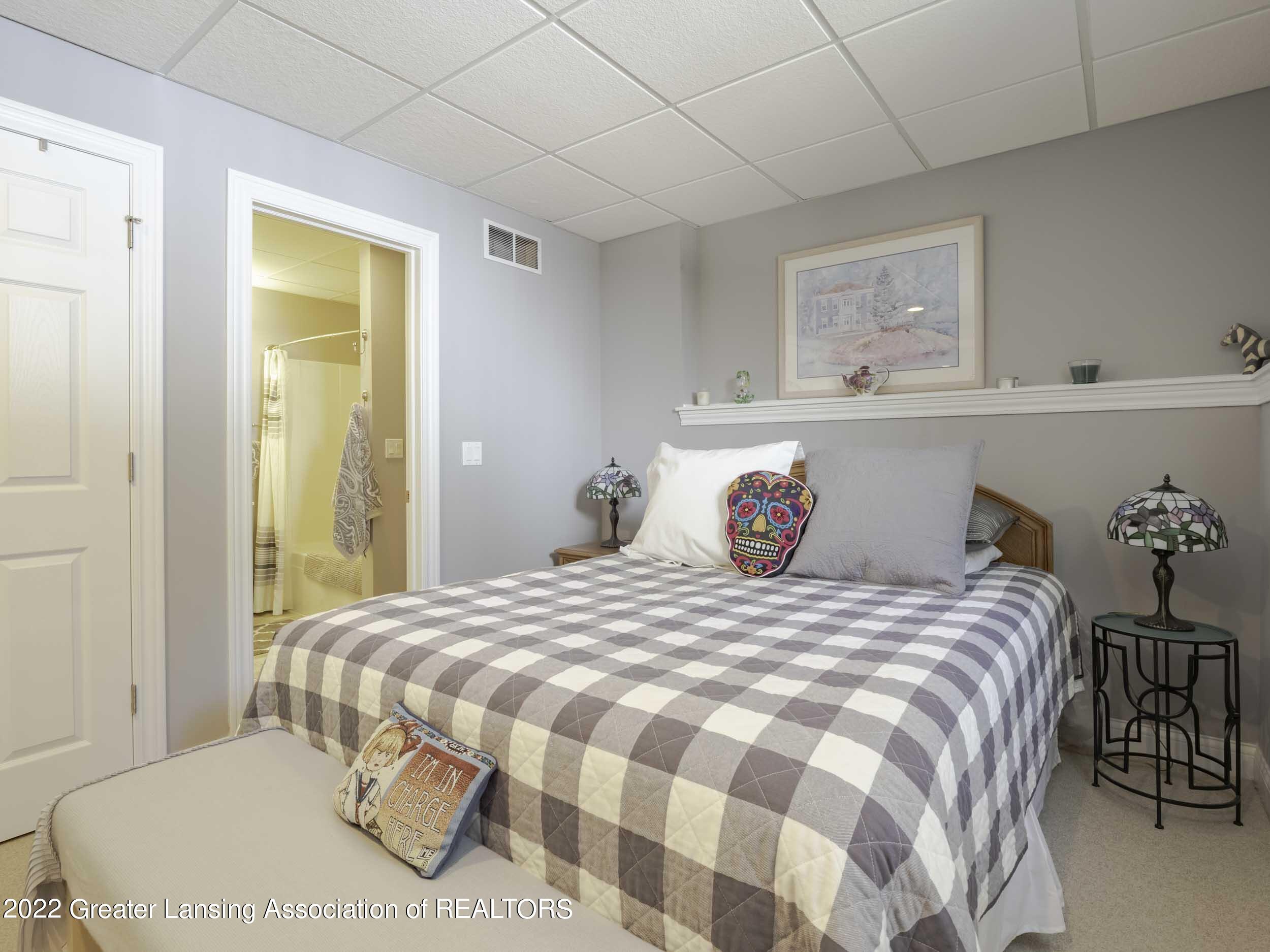 10425 River Rock Road Dimondale, MI 48821 - Photo 23 of 61 10425_River_Rock_Blvd_172-HDR