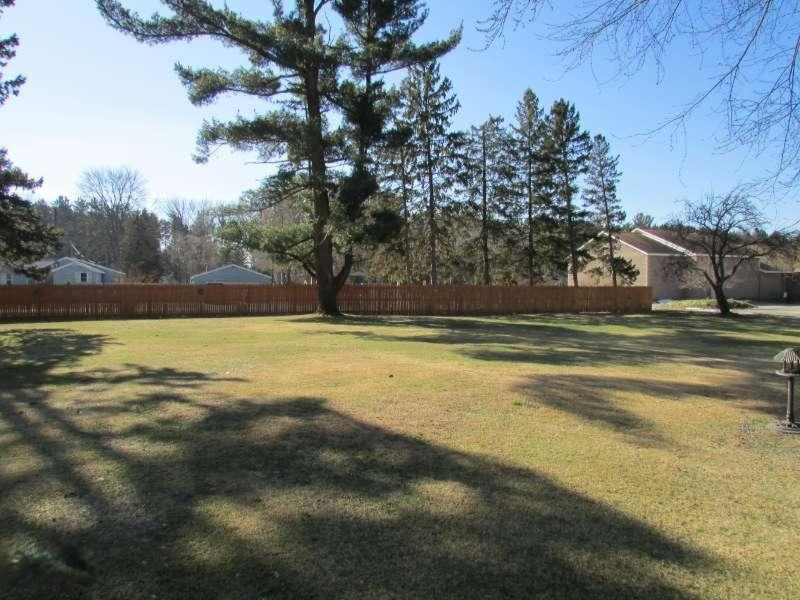 4233 Quarterline Road Muskegon, MI 49444 - Photo 8 of 24 IMG_2142-800