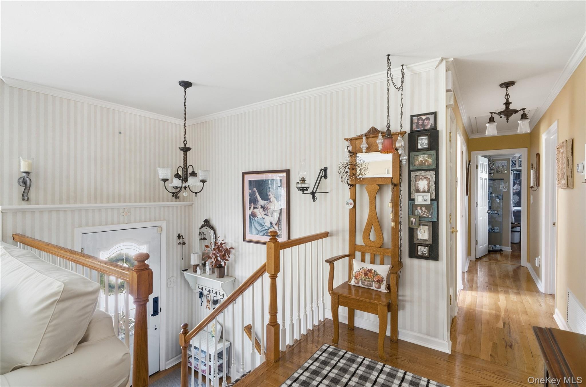 50 Amsterdam Road Smithtown, NY 11787 - Photo 5 of 42