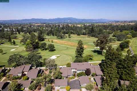$1,275,000 | 850 Acorn Way, Napa, CA 94558