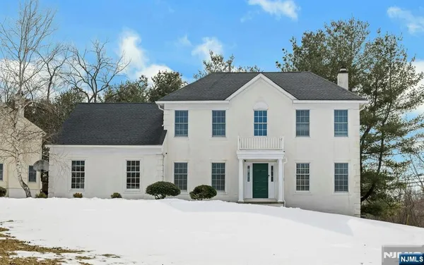 $650,000 | 48 Glen Eagles Road, Washington, NJ 07882