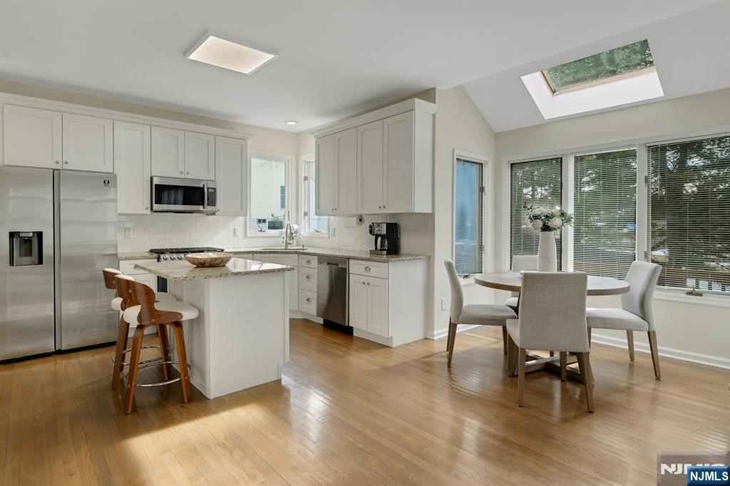 48 Glen Eagles Road Washington, NJ 07882 - Photo 5 of 22