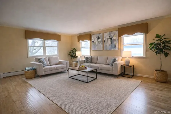 $4,000 | 18 Strathmore Village Drive, Centereach, NY 11720