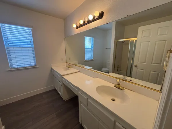 $1,995 | 5754 West Tenaya Avenue, Fresno, CA 93722