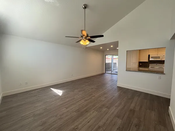 $1,995 | 5754 West Tenaya Avenue, Fresno, CA 93722