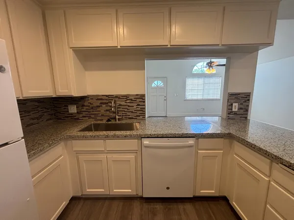 $1,995 | 5754 West Tenaya Avenue, Fresno, CA 93722