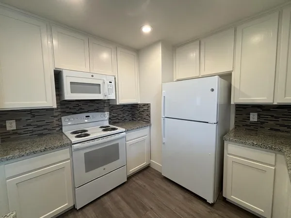 $1,995 | 5754 West Tenaya Avenue, Fresno, CA 93722