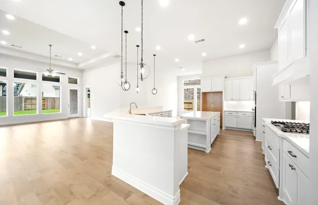 $574,900 | 15129 Wedge Tail Way, Magnolia, TX 77354