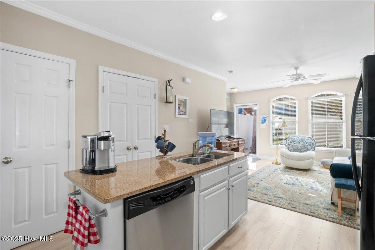 7650 Front Street, Unit 3 Sunset Beach, NC 28468 - Photo 9 of 37 Granite Topped Kitchen Island