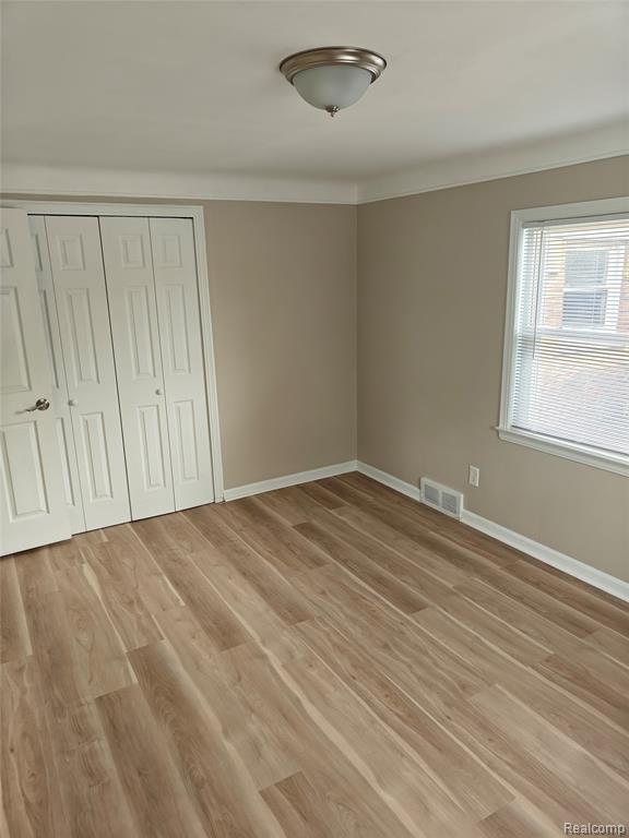 8030 Central Street, Unit 3 Center Line, MI 48015 - Photo 5 of 13