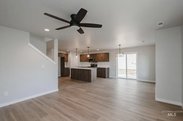 $405,990 | 234 Caribou Court, Horseshoe Bend, ID 83629