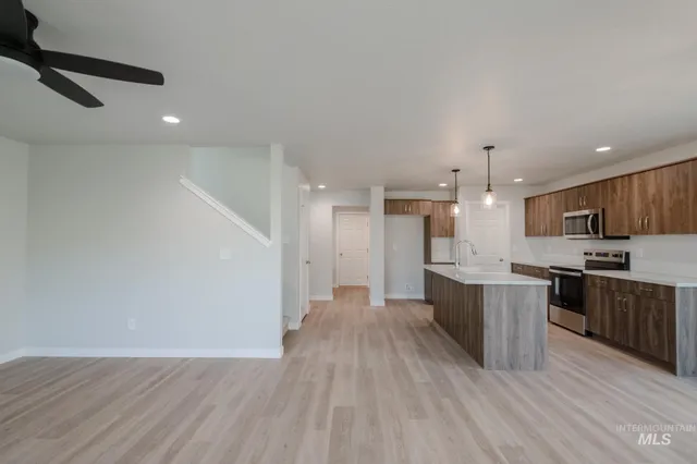 $405,990 | 234 Caribou Court, Horseshoe Bend, ID 83629