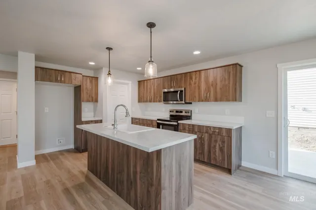 $405,990 | 234 Caribou Court, Horseshoe Bend, ID 83629