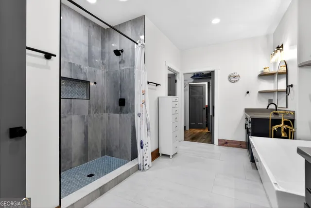 $529,000 | 211 Lake Chase Drive North, Griffin, GA 30224