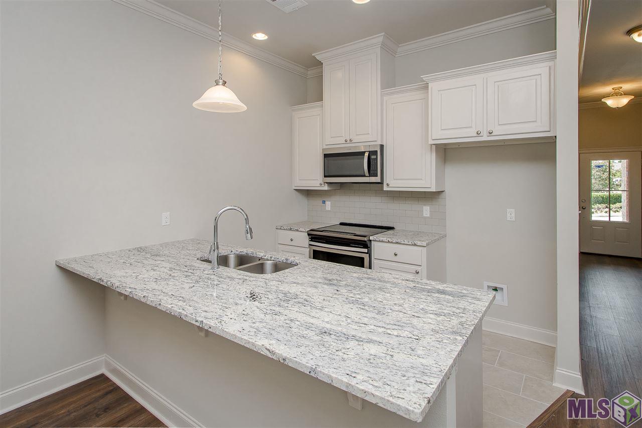 11542 Cottagecreek Road Baton Rouge, LA 70816 - Photo 2 of 34
