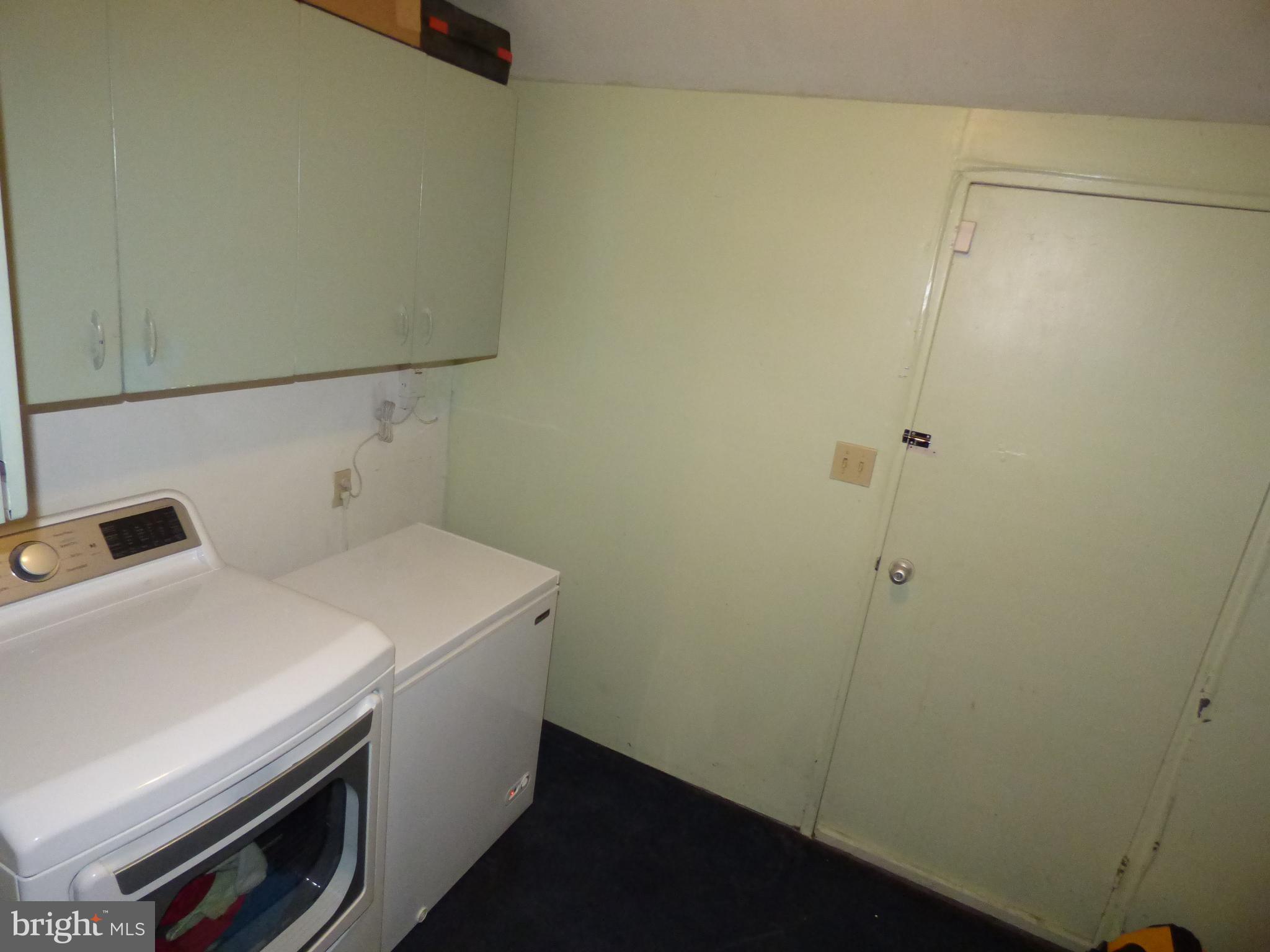 22 Hawk Road Levittown, PA 19056 - Photo 17 of 28 Laundry