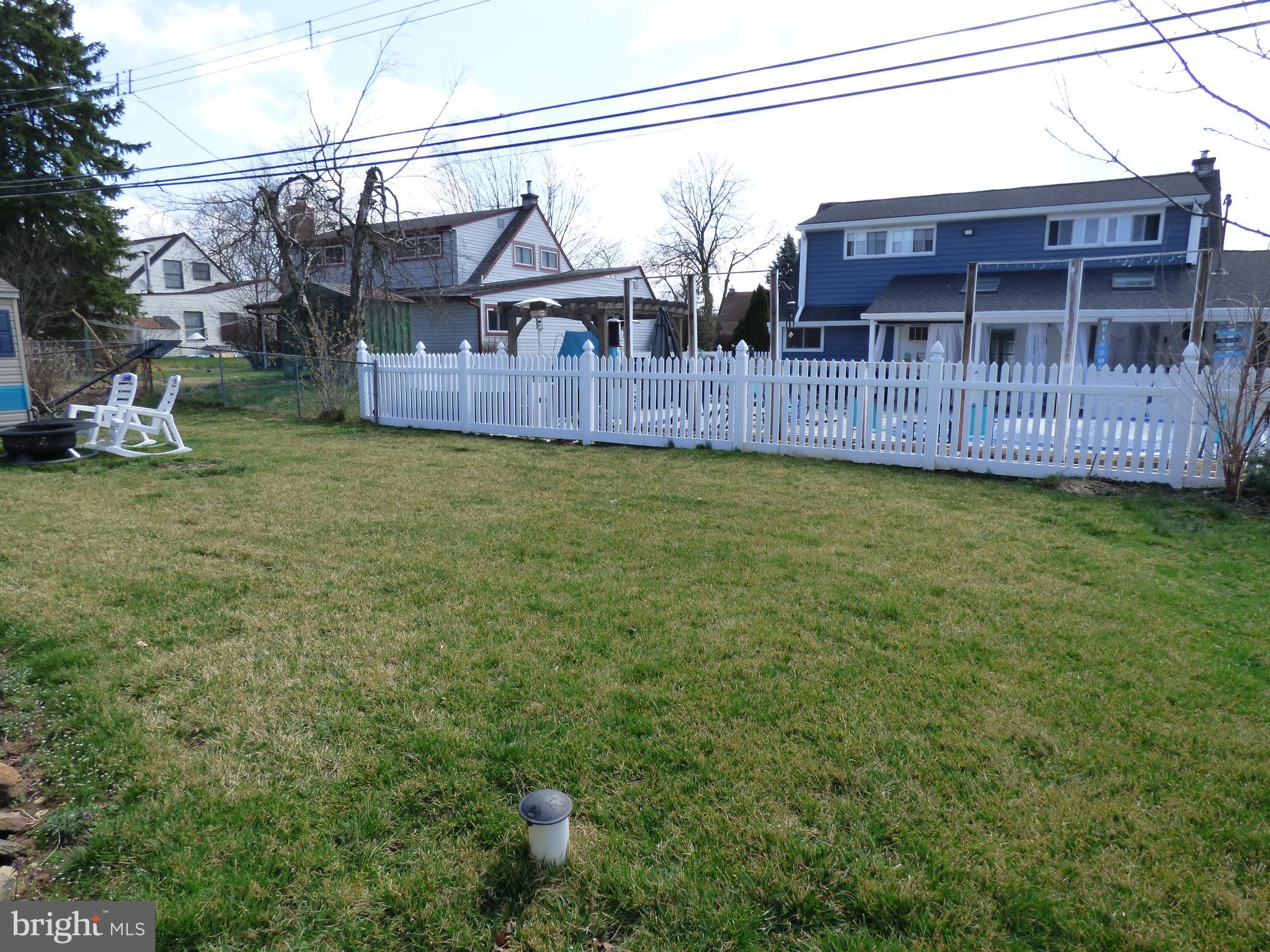 22 Hawk Road Levittown, PA 19056 - Photo 26 of 28 Gallery Image 26