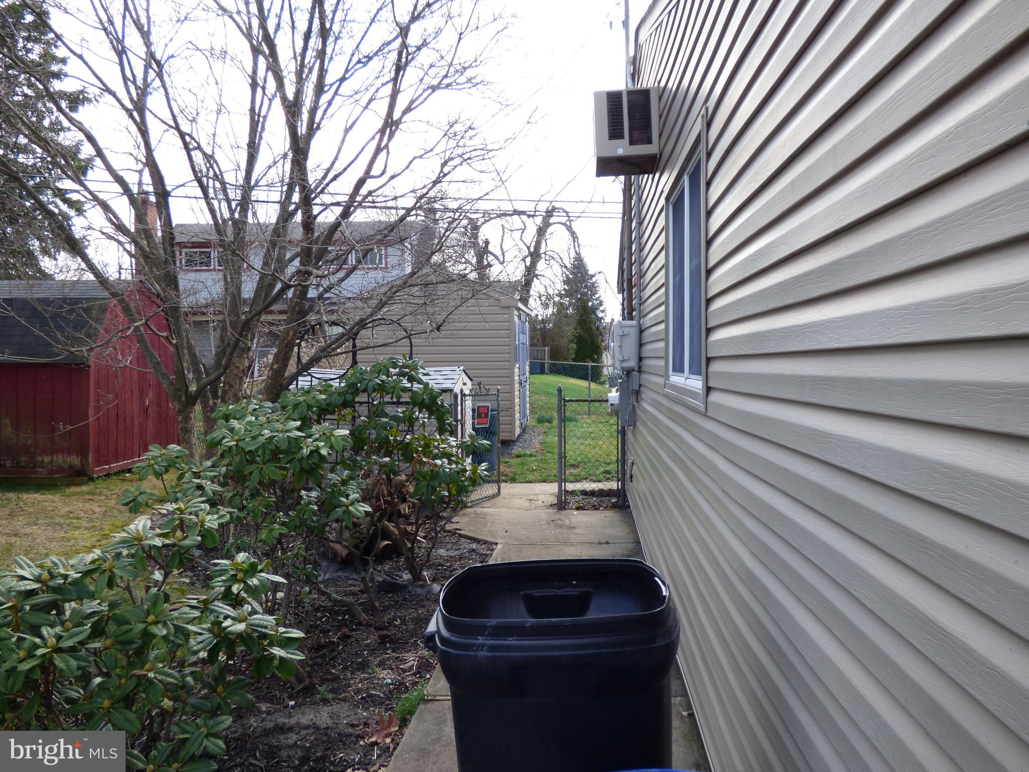 22 Hawk Road Levittown, PA 19056 - Photo 27 of 28 Gallery Image 27