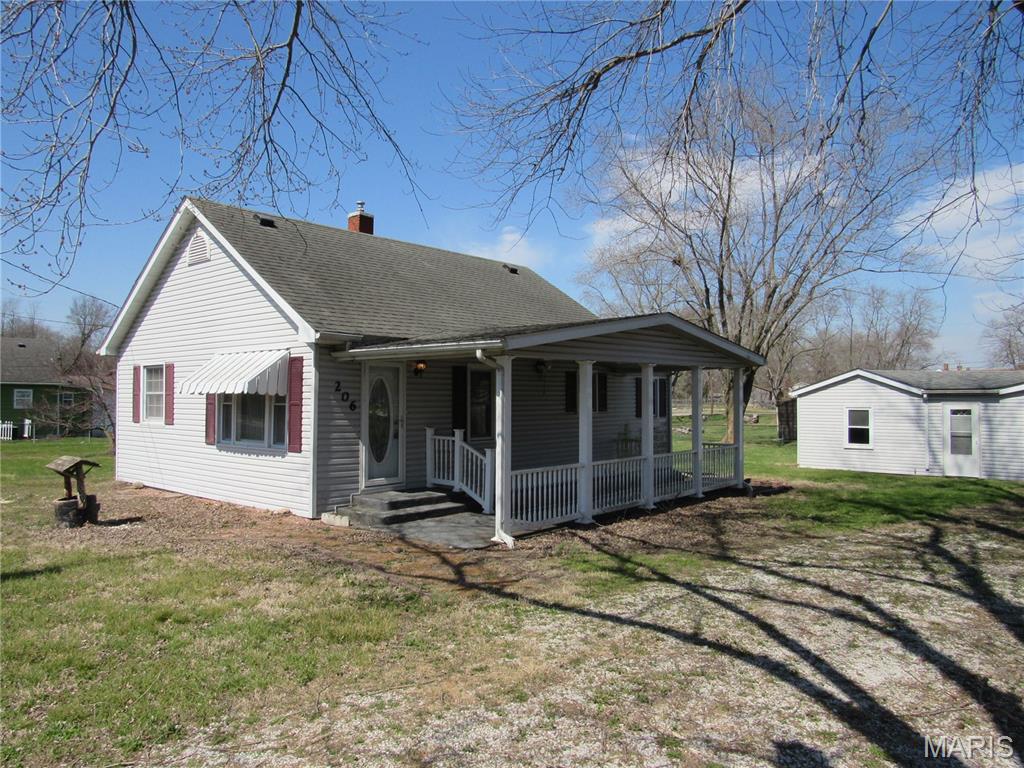 206 Fisher Sawyerville, IL 62085 - Photo 3 of 13