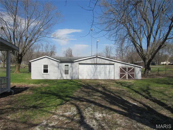 $109,900 | 206 Fisher, Sawyerville, IL 62085