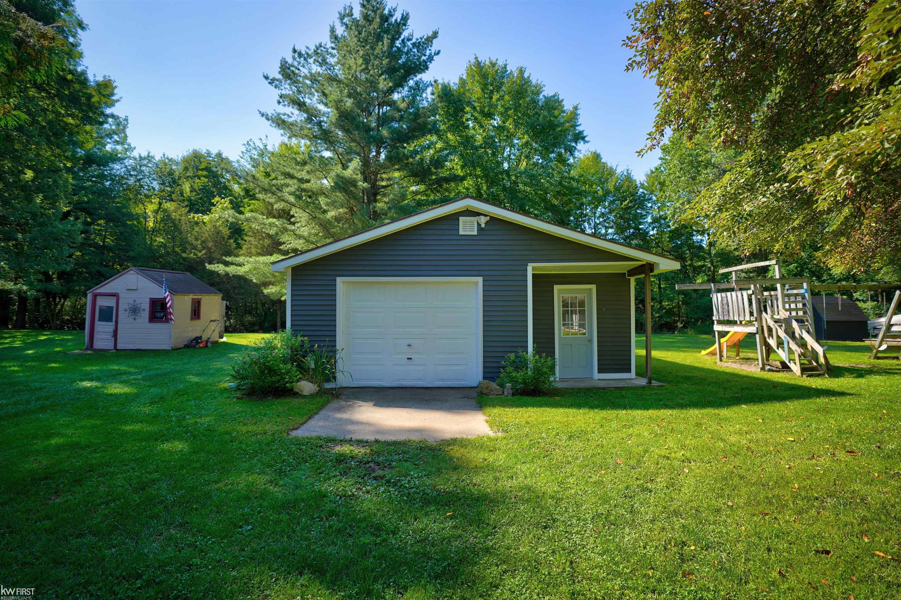 2460 Busch Road Birch Run, MI 48415 - Photo 58 of 67 50120577-57.JPG