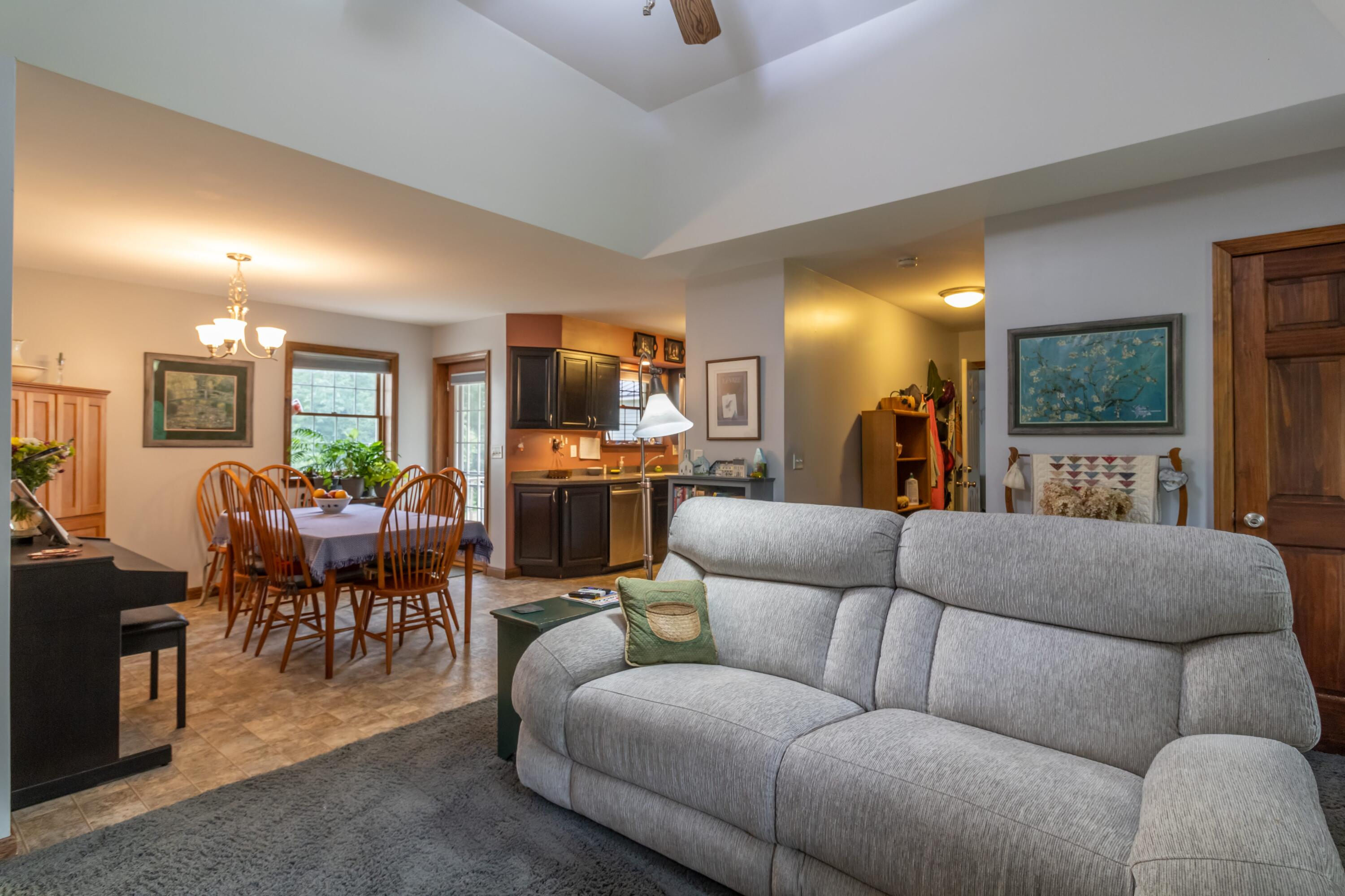 25 Meadow Road Winterport, ME 04496 - Photo 16 of 122 25 Meadow Road Interiors-75