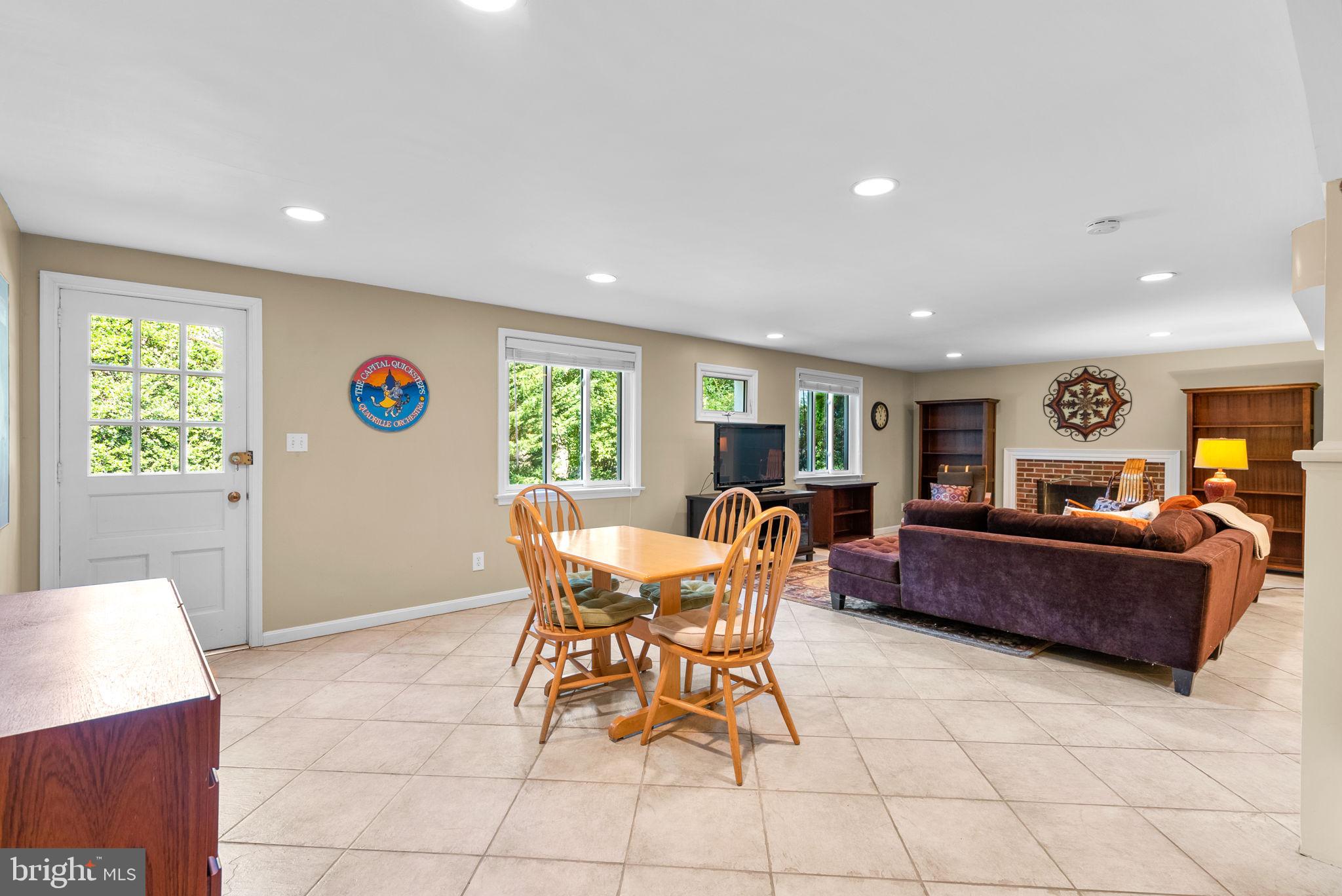 9300 Harvey Road Silver Spring, MD 20910 - Photo 39 of 55