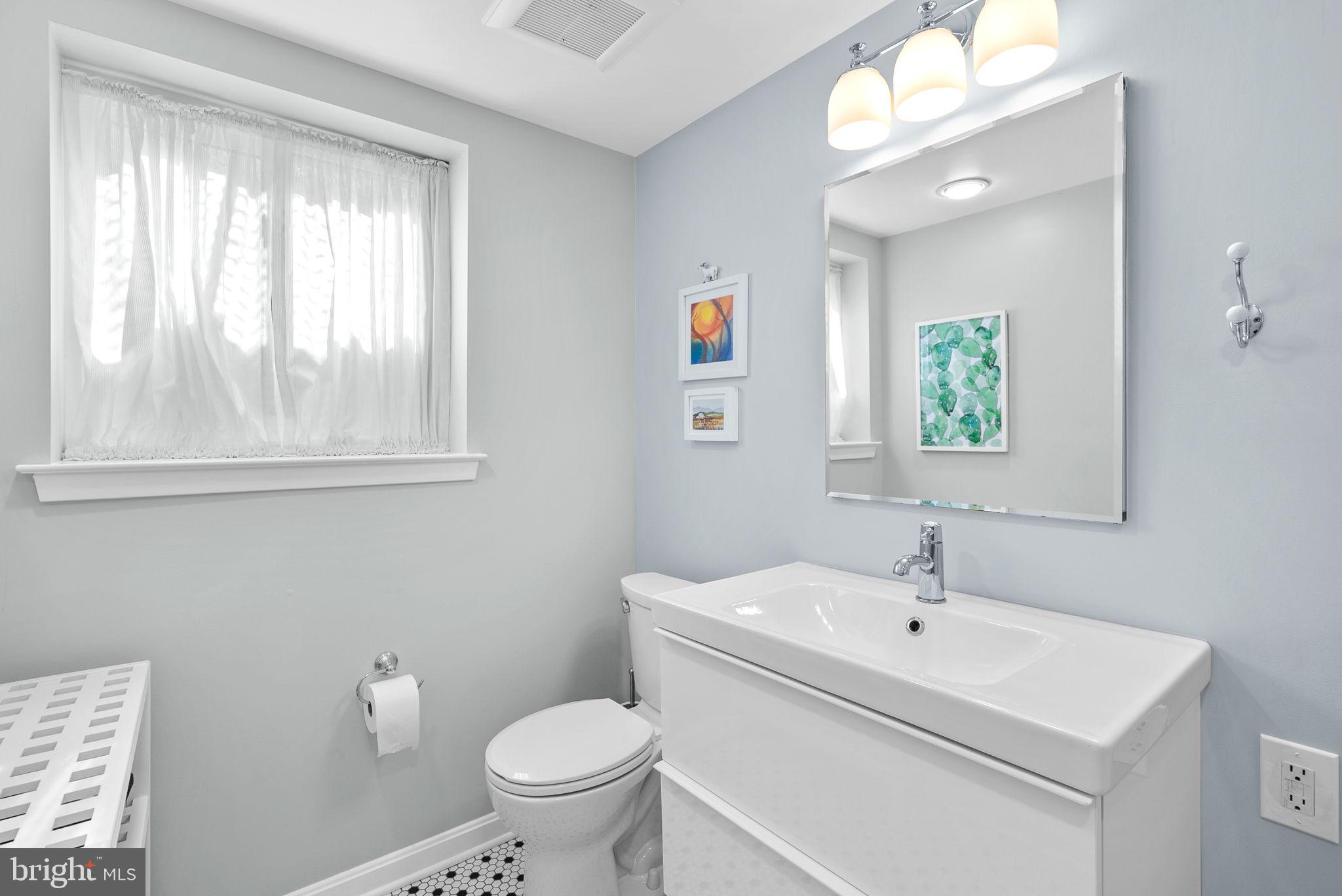 9300 Harvey Road Silver Spring, MD 20910 - Photo 46 of 55