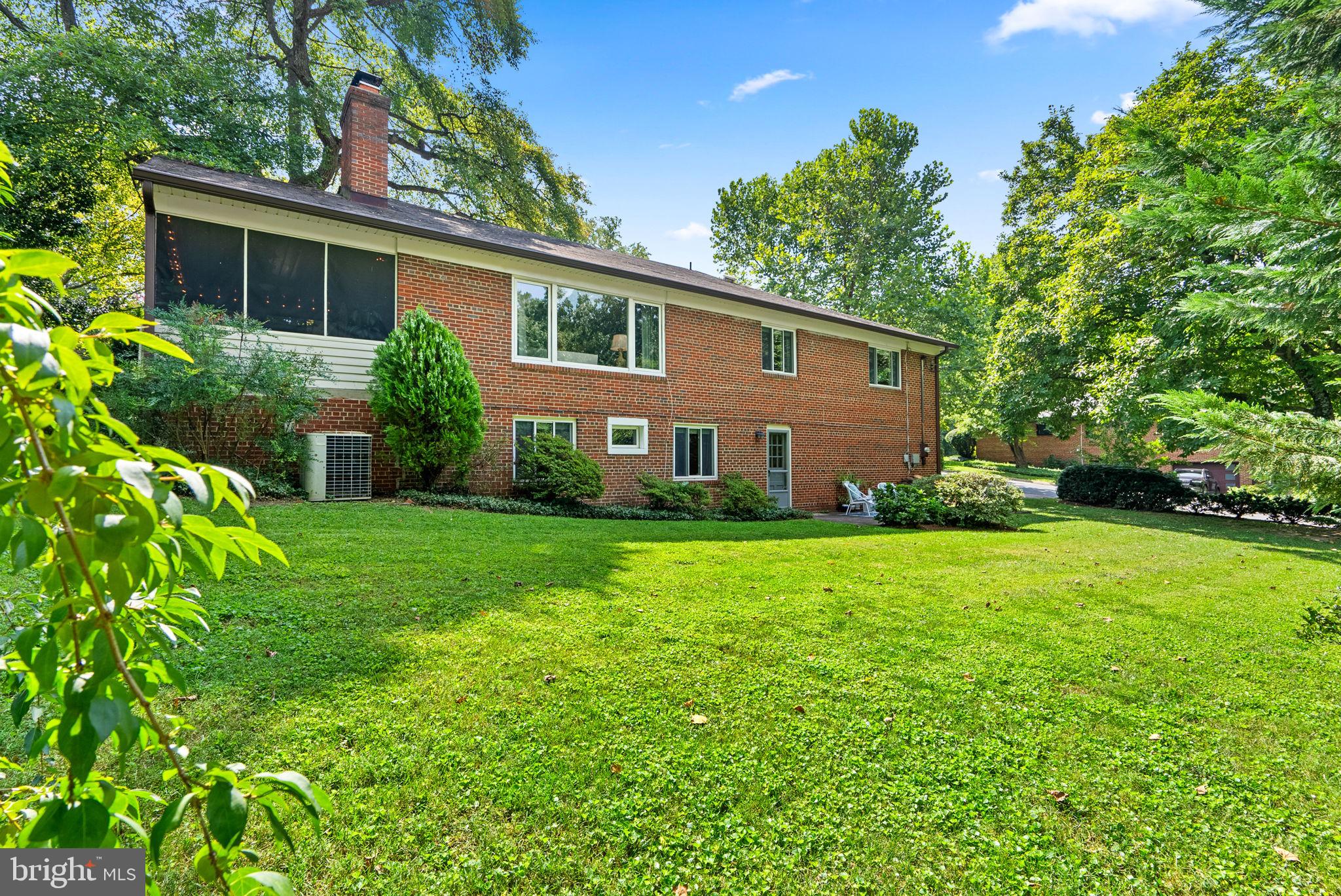 9300 Harvey Road Silver Spring, MD 20910 - Photo 51 of 55