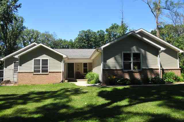 3288 North Old Farm Road East Warsaw, IN 46582 - Photo 1 of 18 Gallery Image 1