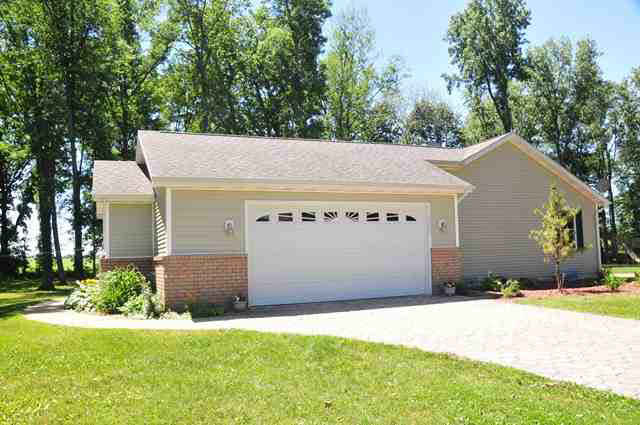 3288 North Old Farm Road East Warsaw, IN 46582 - Photo 2 of 18 Gallery Image 2
