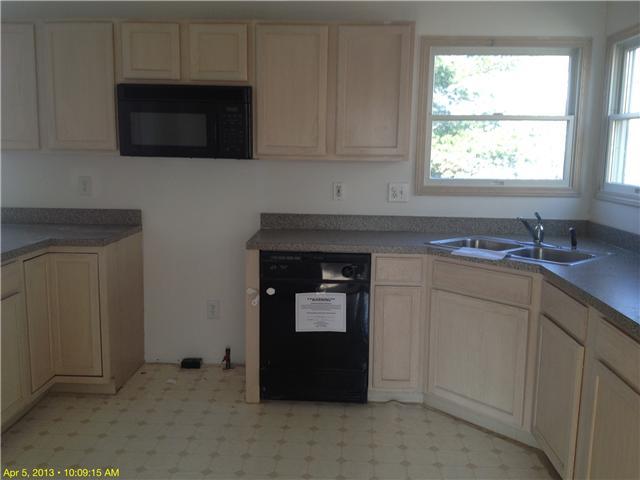 3015 Briar Ridge Road Columbus, OH 43232 - Photo 3 of 23 Gallery Image 3